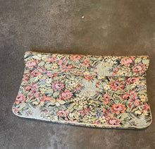 Load image into Gallery viewer, Vintage Tapestry Envelope Clutch
